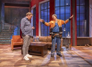 Taydellinen_lauantai_HML_Teatteri_kuva_Tapio_Aulu